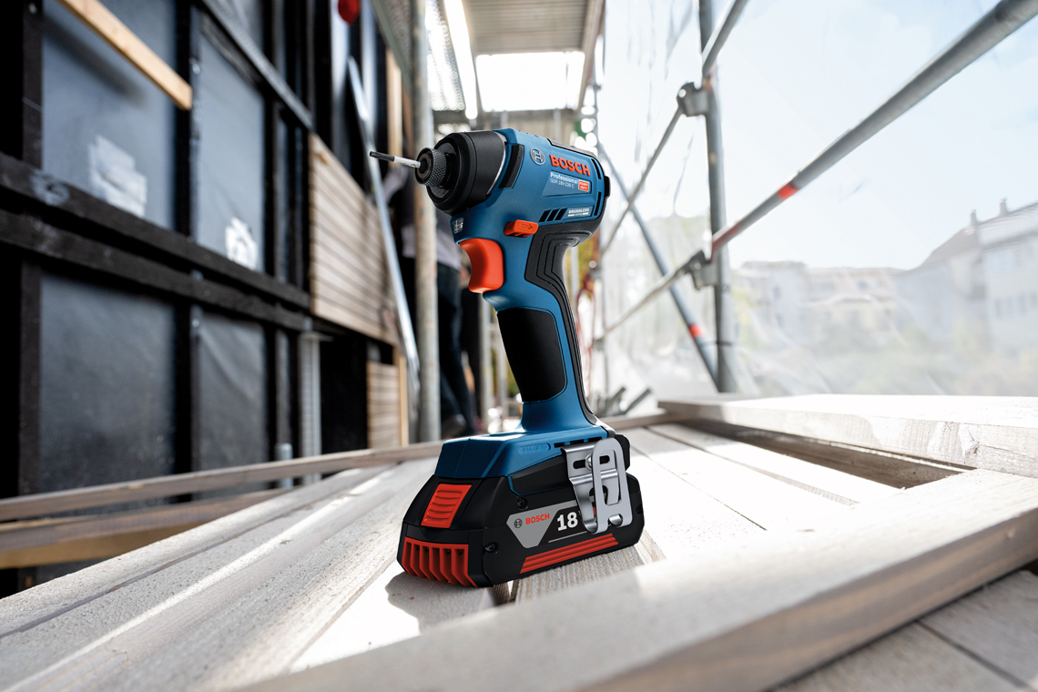 コードレスインパクトドライバー「GDR 18V-220C」および「GDR 18V-220CH（本体のみ）」